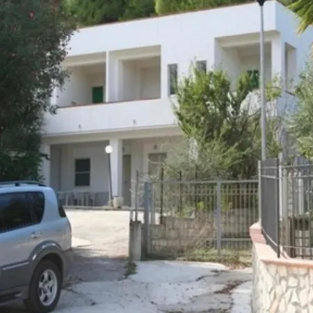 Apartment Dependence Valle Clavia